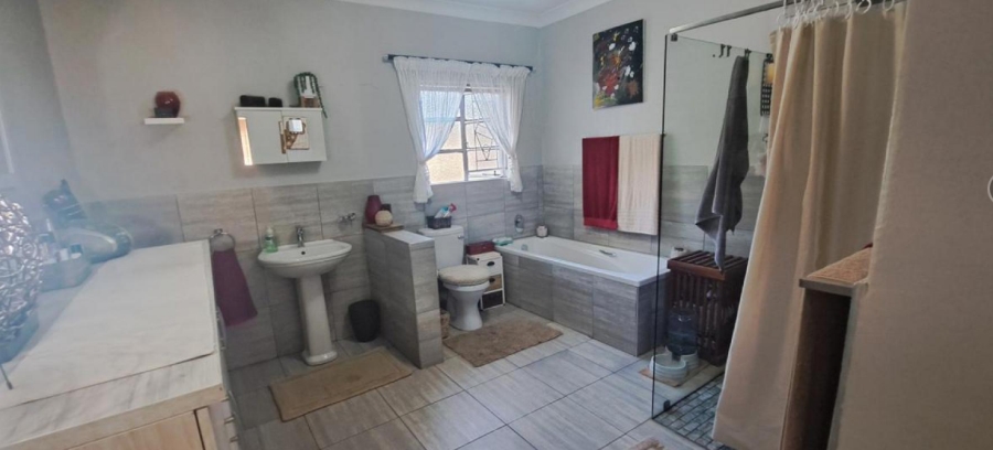 3 Bedroom Property for Sale in Bayswater Free State